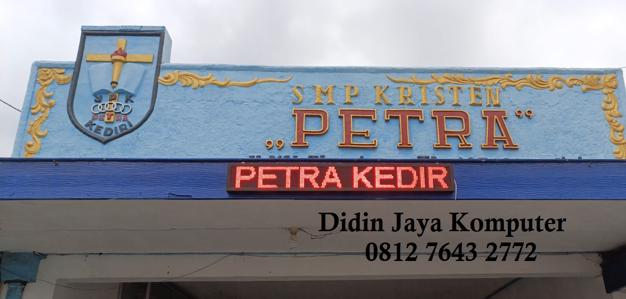 <p>Running text ukuran 20x164cm warna merah dipasang di SMP Kristen Petra Kediri yang ada di Jl. MH Thamrin&nbsp;no. 1 Kota Kediri. Running text ini menggunakan jenis led outdoor yang tahan air hujan dan panas matahari. Running text juga tahan debu cocok dan sangat pas&nbsp;untuk dipasangkan di luar ruangan.</p>